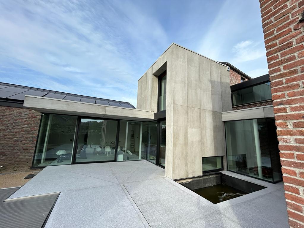 Façade & extension · BetonWall · 03